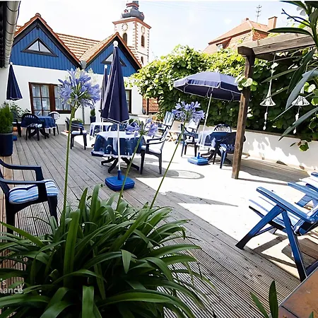 Apartmanhotel Gaestehaus Nonno - Mit Self Check-in, Kostenlosem Parkplatz Und Sonnenterrasse