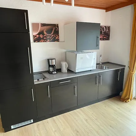 Apart Otel Gaestehaus Nonno - Mit Self Check-in, Kostenlosem Parkplatz Und Sonnenterrasse