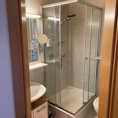 Gaestehaus Nonno - Mit Self Check-in, Kostenlosem Parkplatz Und Sonnenterrasse Apart Otel 4*